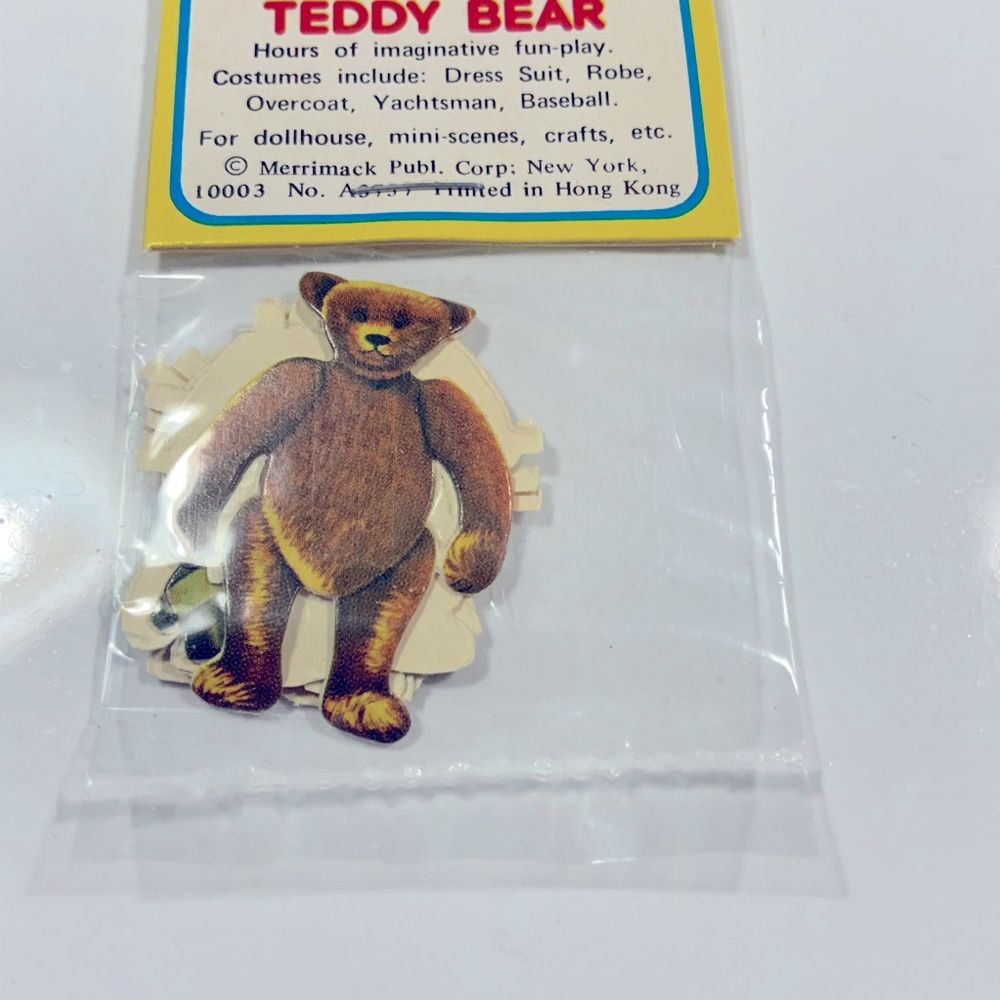 Miniature Teddy Bear Cut-Out Doll House Shadow Box Crafts NOS #65